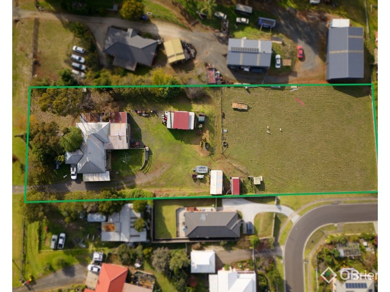 14 Oddy Street, Drouin VIC 3818