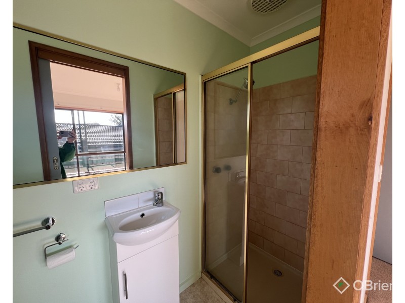 4 Tracie Court, Drouin VIC 3818