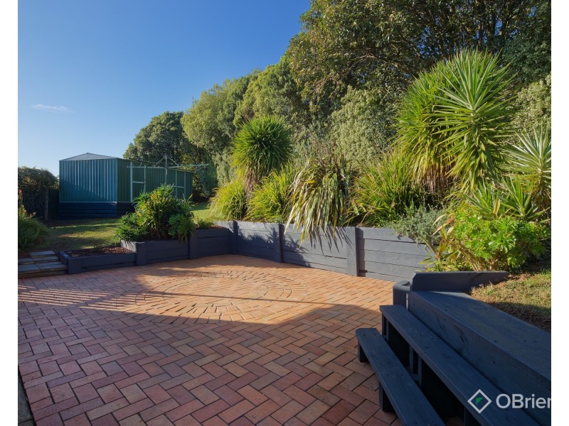 30 Somerset Drive, Warragul VIC 3820
