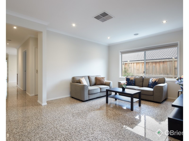 51 Meadowbrook Crescent, Warragul VIC 3820