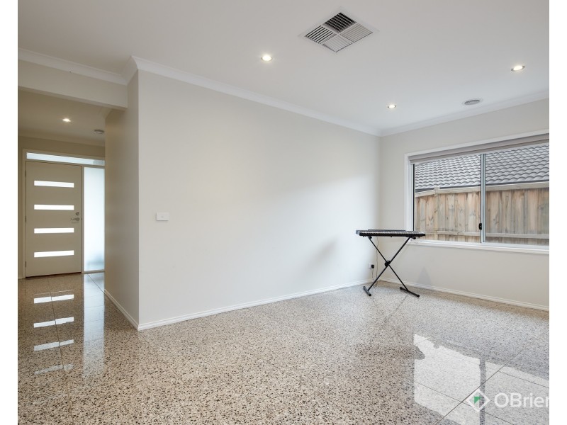 51 Meadowbrook Crescent, Warragul VIC 3820
