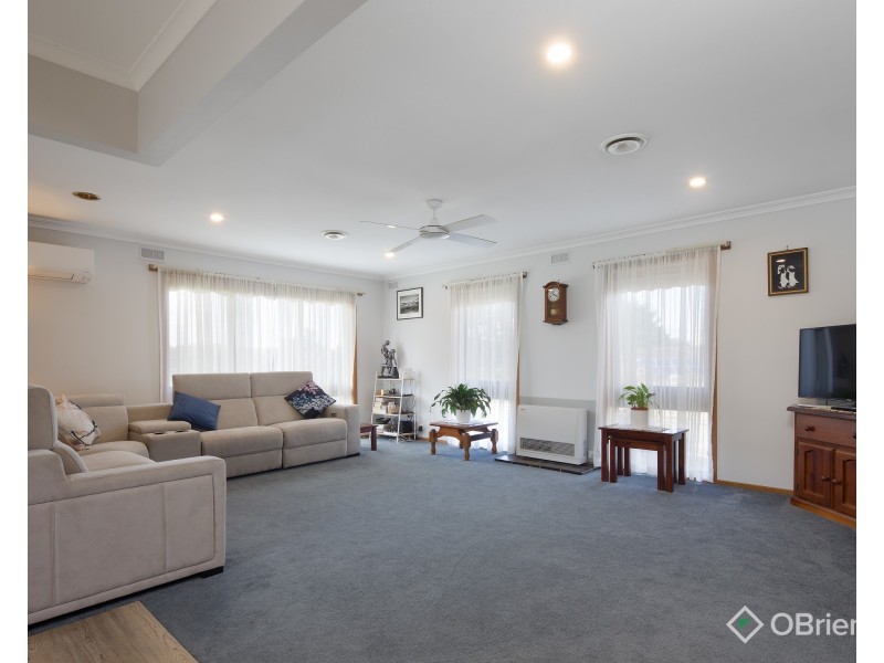 3 Moe Street, Drouin VIC 3818