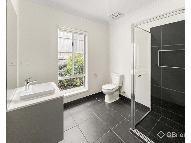 18 Hart Drive, Warragul VIC 3820