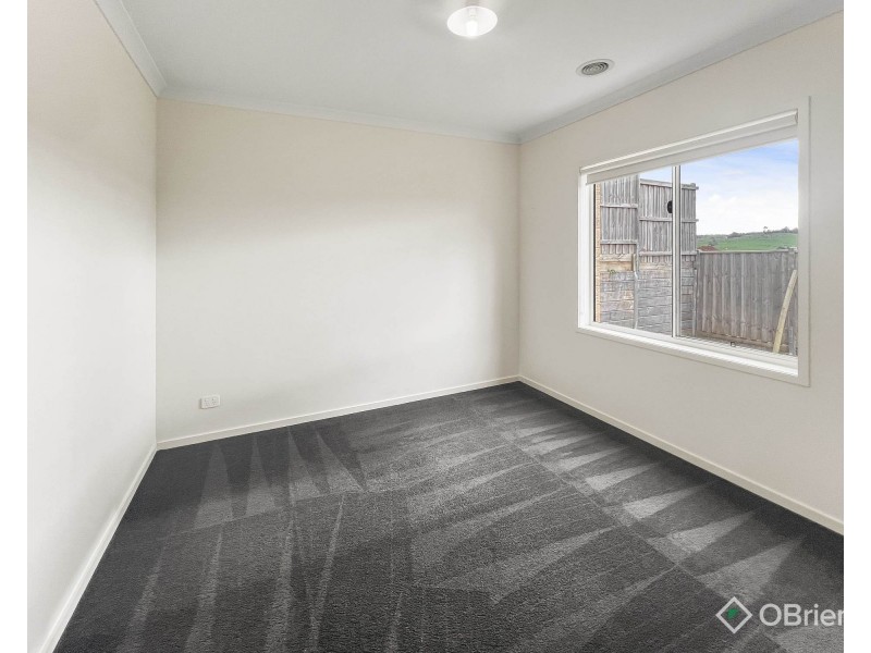 18 Hart Drive, Warragul VIC 3820
