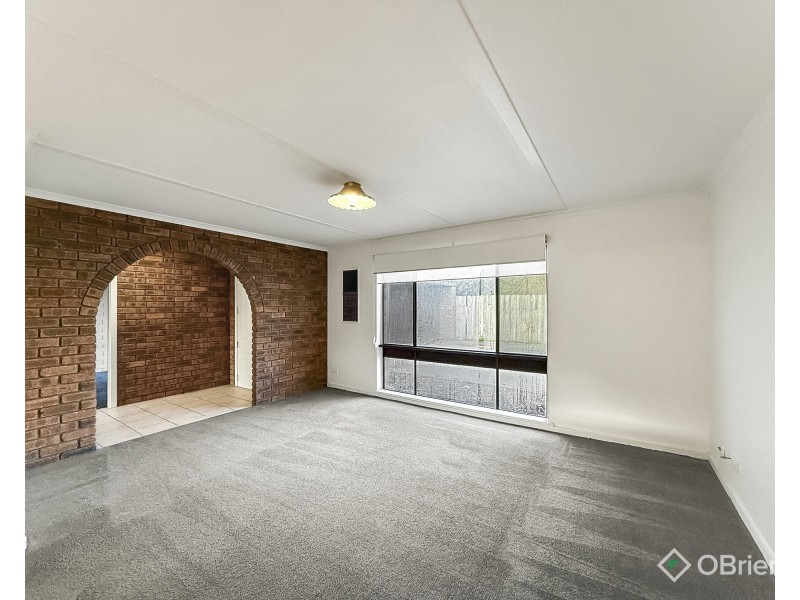 2/1 Hunter Street, Moe VIC 3825