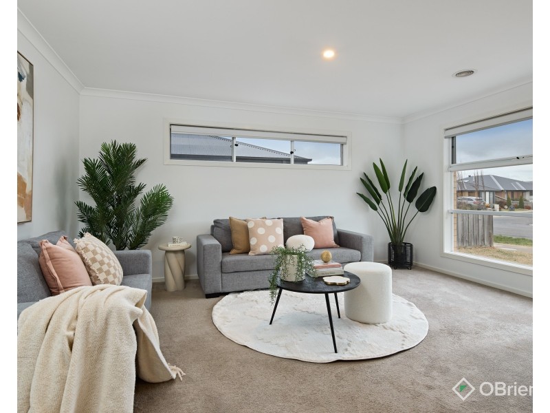 6 Winslow Crescent, Warragul VIC 3820