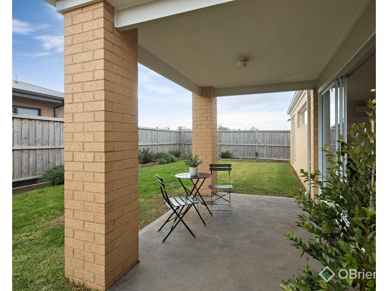 6 Winslow Crescent, Warragul VIC 3820