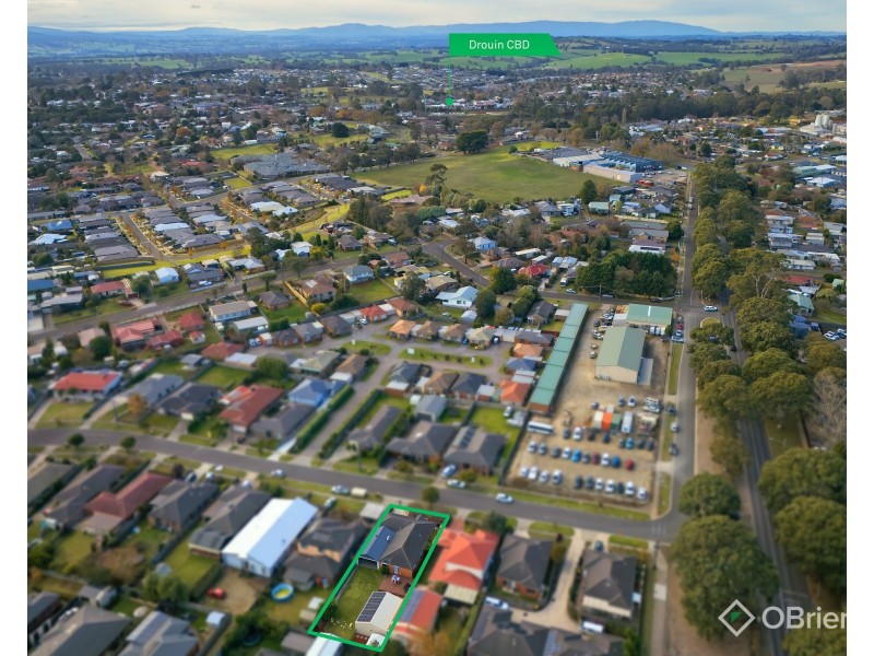 3 Hatfield Drive, Drouin VIC 3818