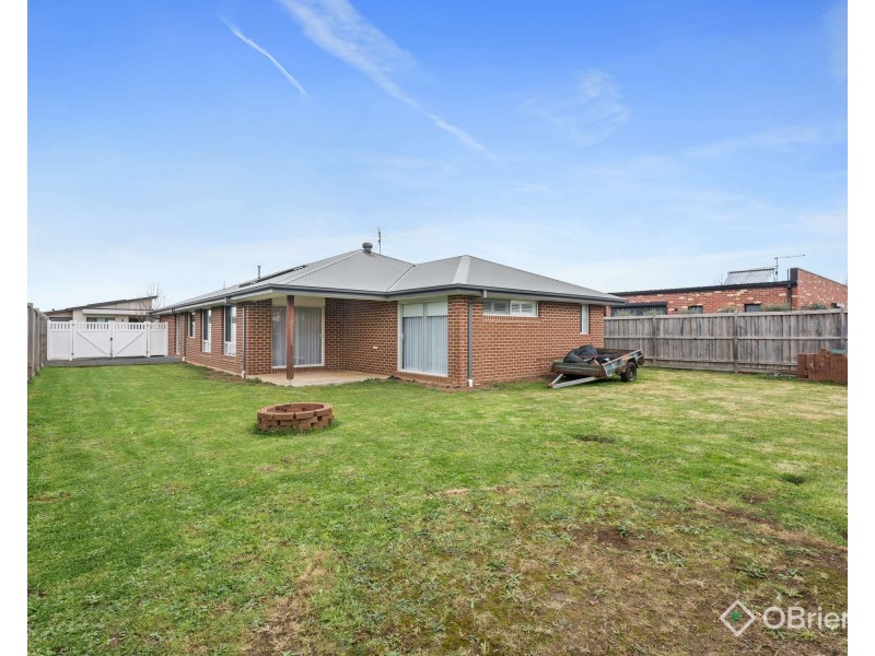 21 Coventry Drive, Warragul VIC 3820