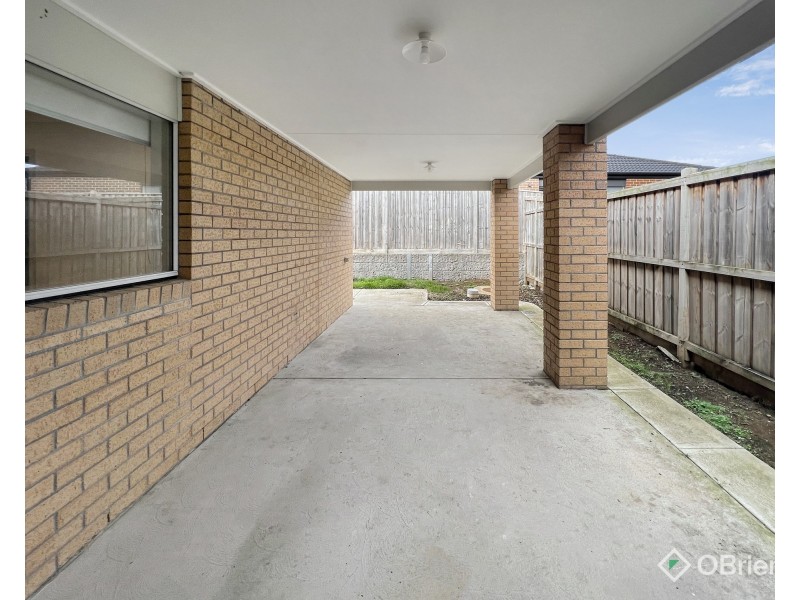 4 Kendal Avenue, Warragul VIC 3820