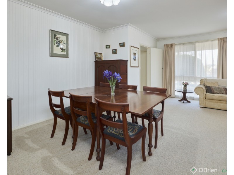 9 Banksia Street, Warragul VIC 3820