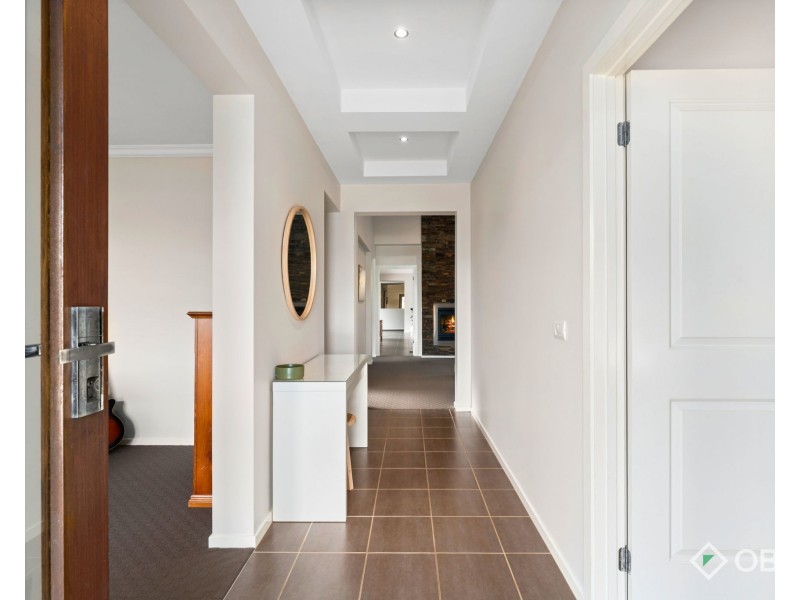 154 Twin Ranges Drive, Warragul VIC 3820