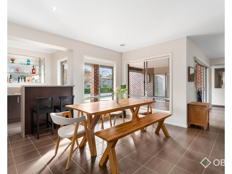 154 Twin Ranges Drive, Warragul VIC 3820