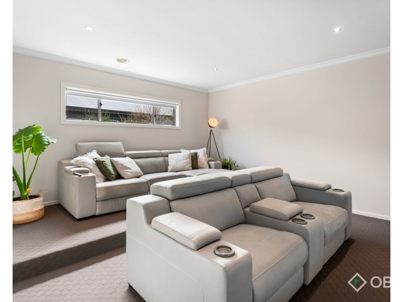 154 Twin Ranges Drive, Warragul VIC 3820