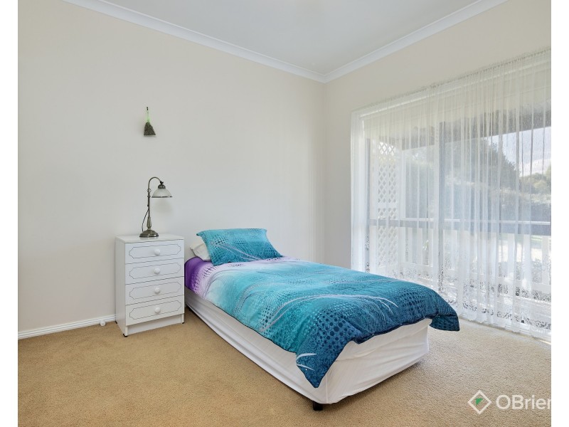 4 Nottingham Court, Drouin VIC 3818