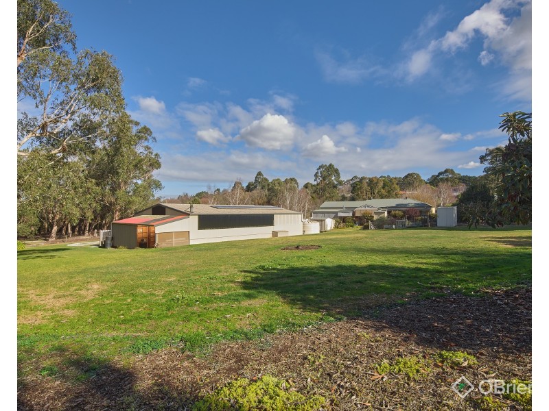 4 Nottingham Court, Drouin VIC 3818