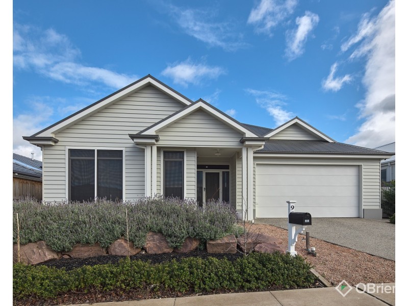 9 Stamford Street, Warragul VIC 3820