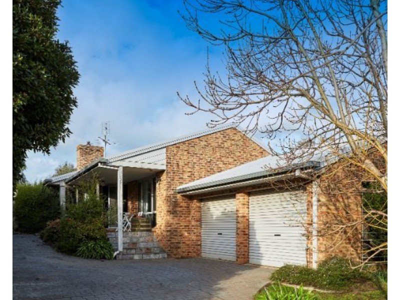 8 Willow Crescent, Warragul VIC 3820