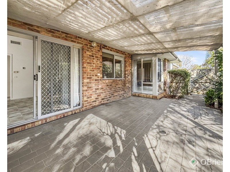 8 Willow Crescent, Warragul VIC 3820