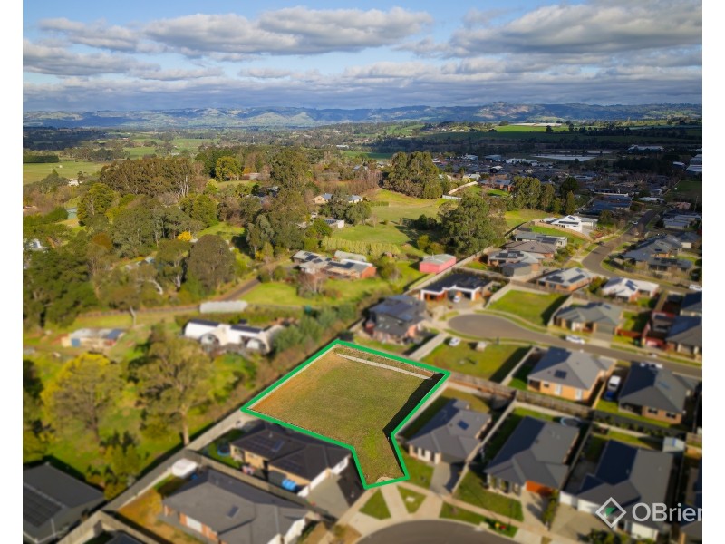 22 Kurrajong Road, Warragul VIC 3820