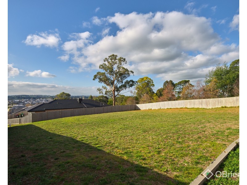 22 Kurrajong Road, Warragul VIC 3820