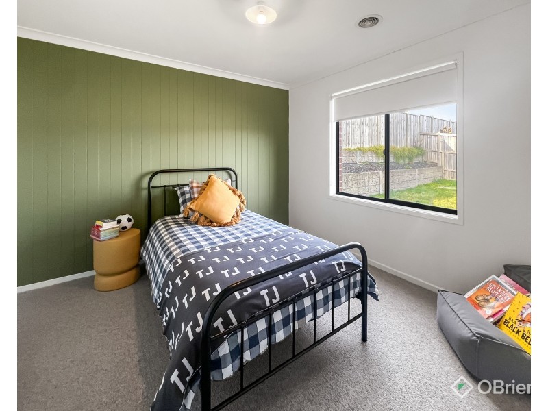 64 Silkwood Drive, Warragul VIC 3820
