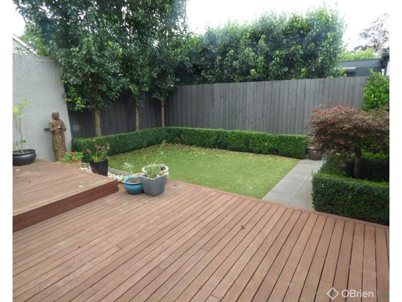 21 Caton Street, Warragul VIC 3820