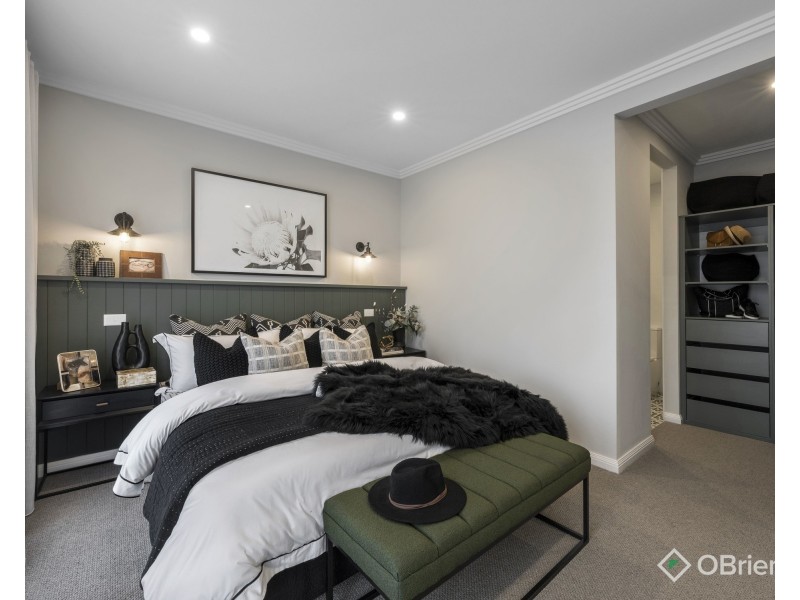 22 Illawarra Boulevard, Drouin VIC 3818