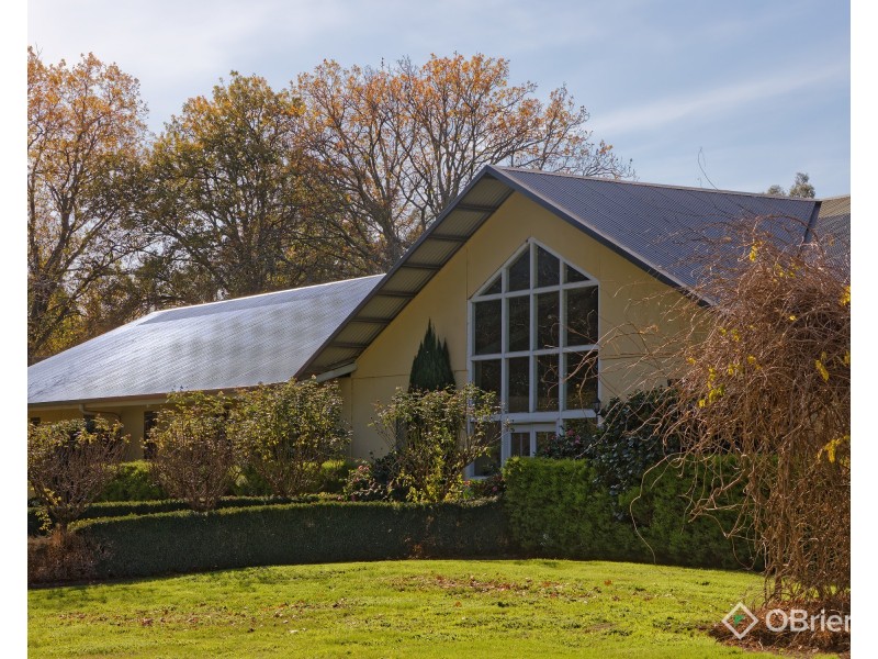 1246 Bloomfield Road, Crossover VIC 3821