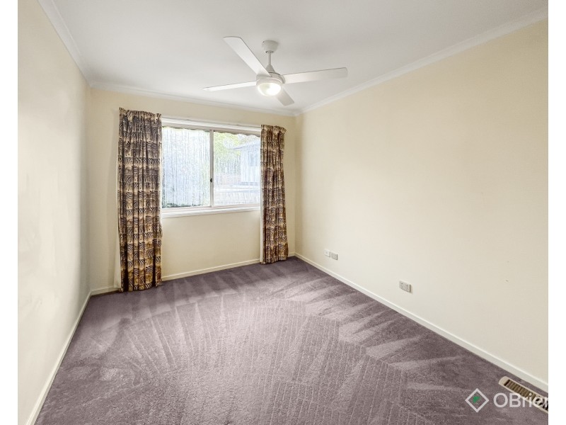 64 Lardner Road, Drouin VIC 3818