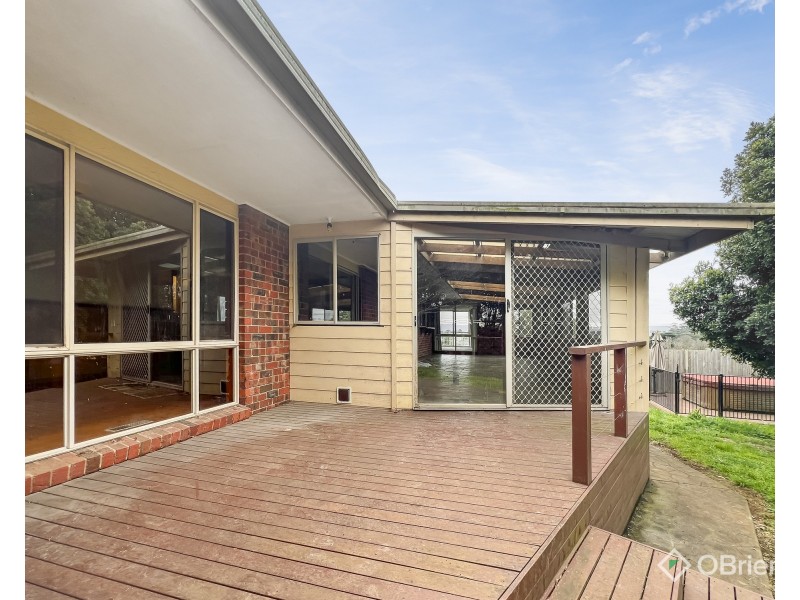 64 Lardner Road, Drouin VIC 3818