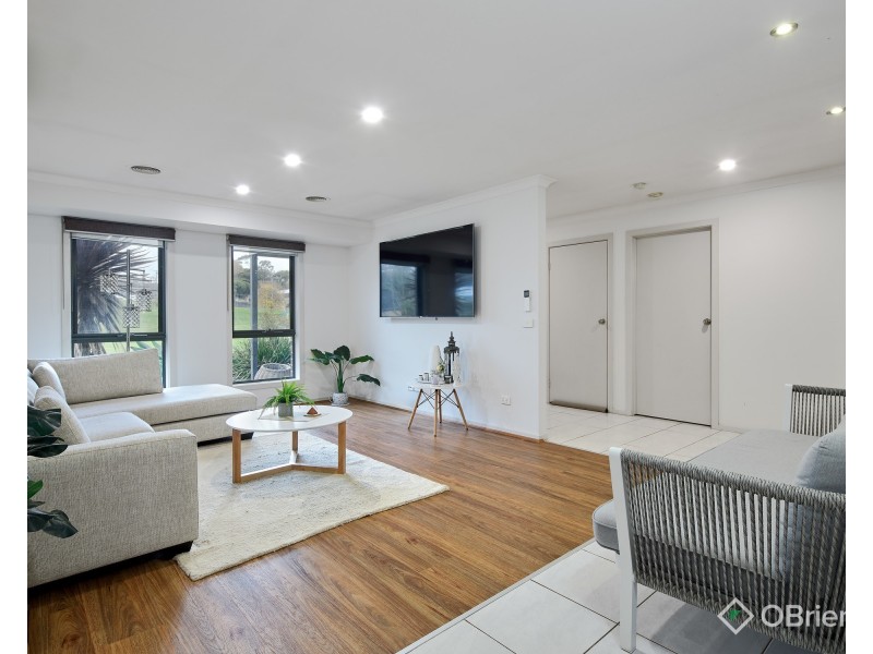 24 McMillan Drive, Warragul VIC 3820