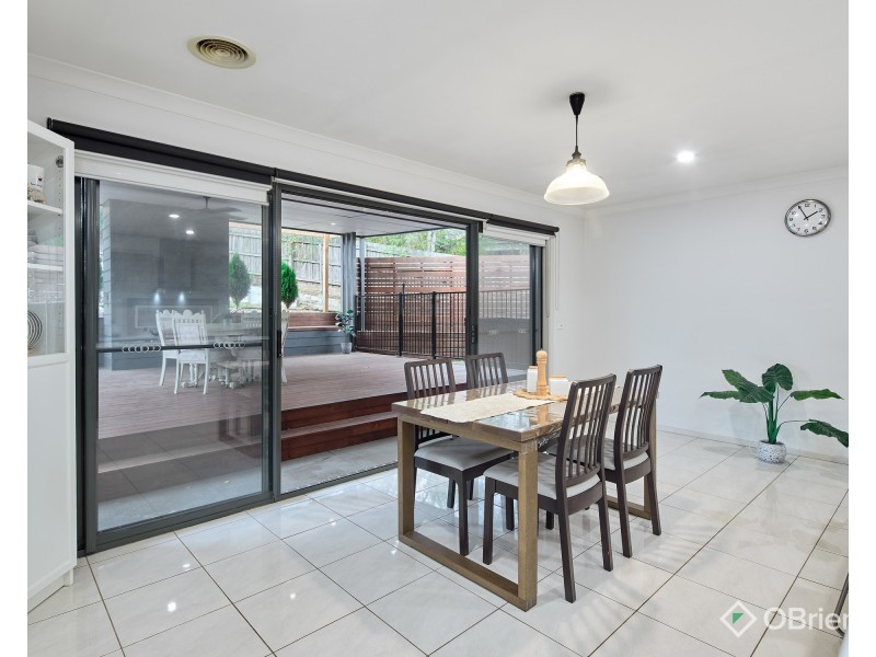 24 McMillan Drive, Warragul VIC 3820