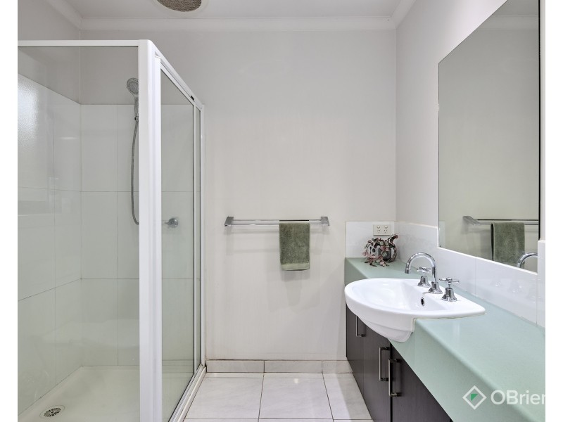 24 McMillan Drive, Warragul VIC 3820