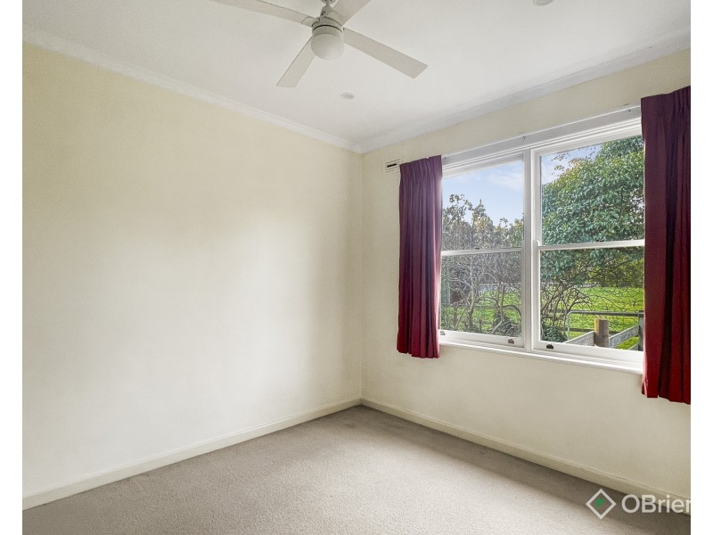 300 Jacksons Track, Labertouche VIC 3816