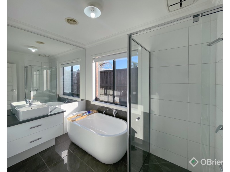 3 Sunridge Avenue, Warragul VIC 3820