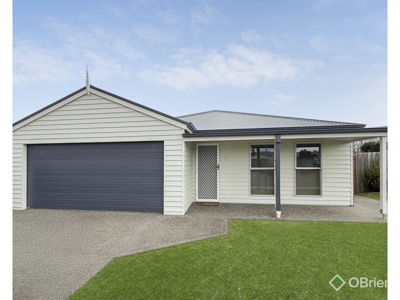 18 Hogan Court, Drouin VIC 3818