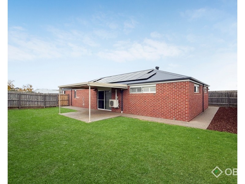 18 Hogan Court, Drouin VIC 3818