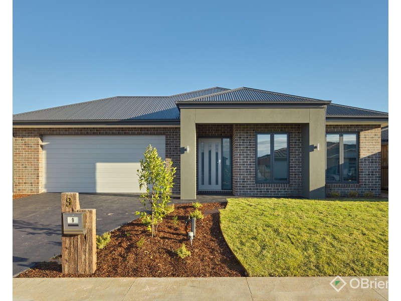 9 Penrith Avenue, Warragul VIC 3820