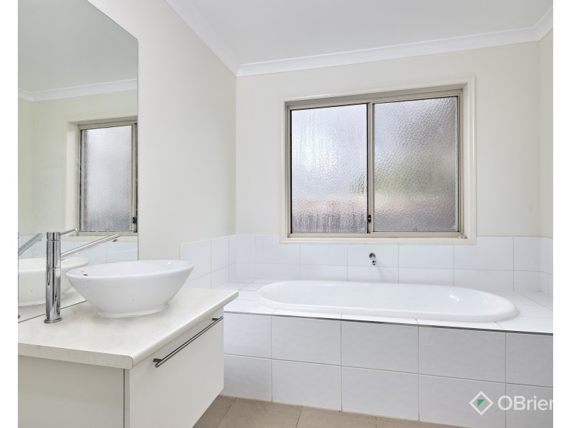 12 Skyline Drive, Warragul VIC 3820