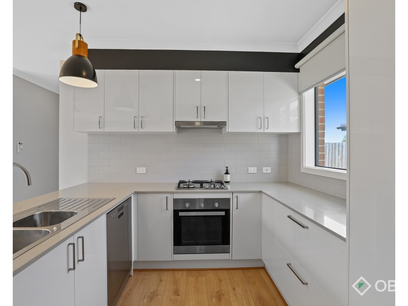 1/23 McKindlay Street, Drouin VIC 3818