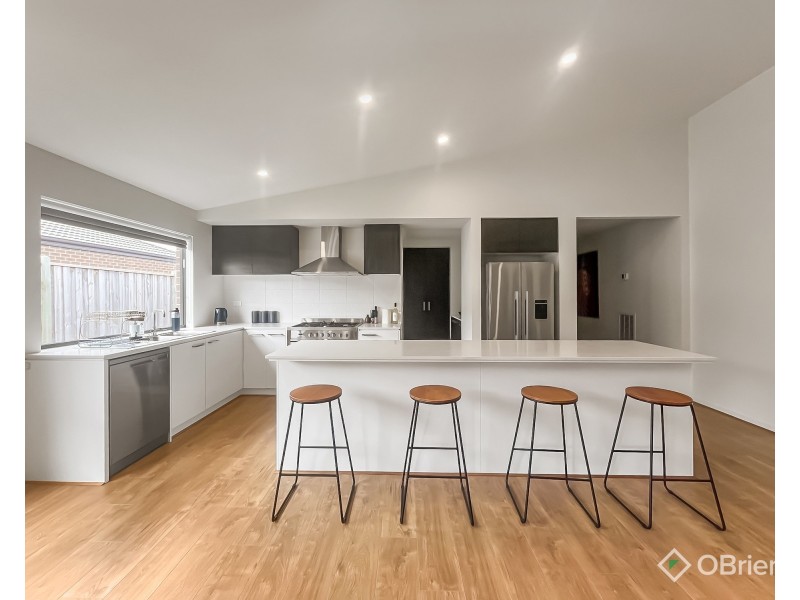 39 Meadowbrook Crescent, Warragul VIC 3820