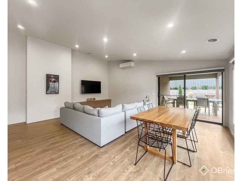 39 Meadowbrook Crescent, Warragul VIC 3820
