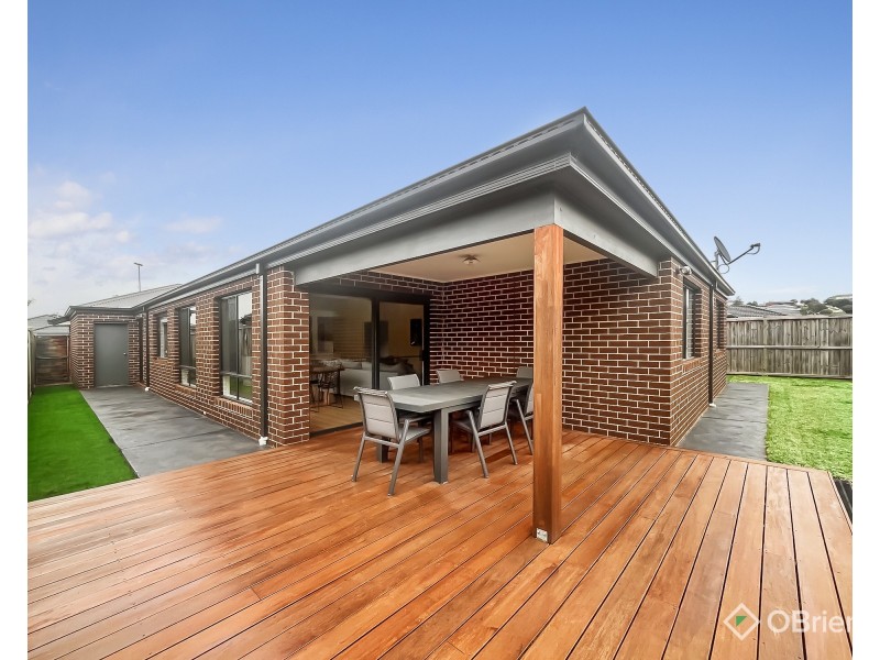 39 Meadowbrook Crescent, Warragul VIC 3820