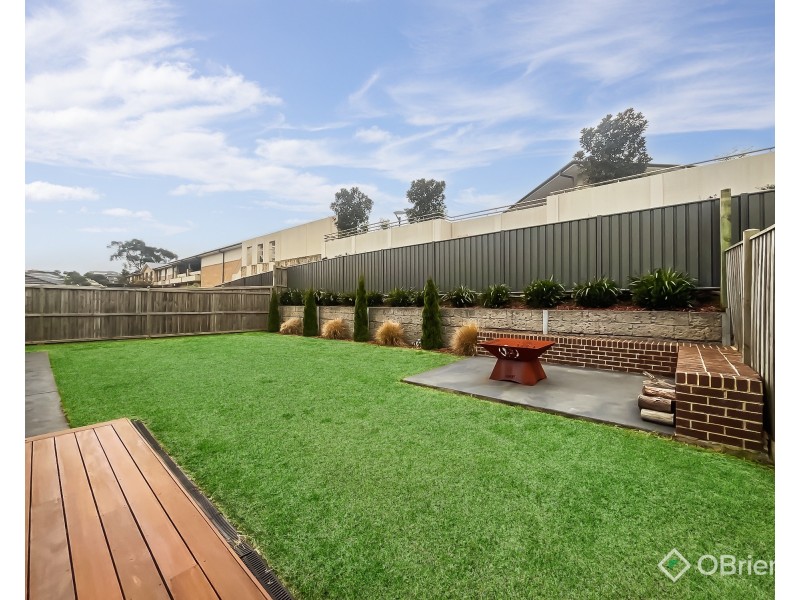 39 Meadowbrook Crescent, Warragul VIC 3820