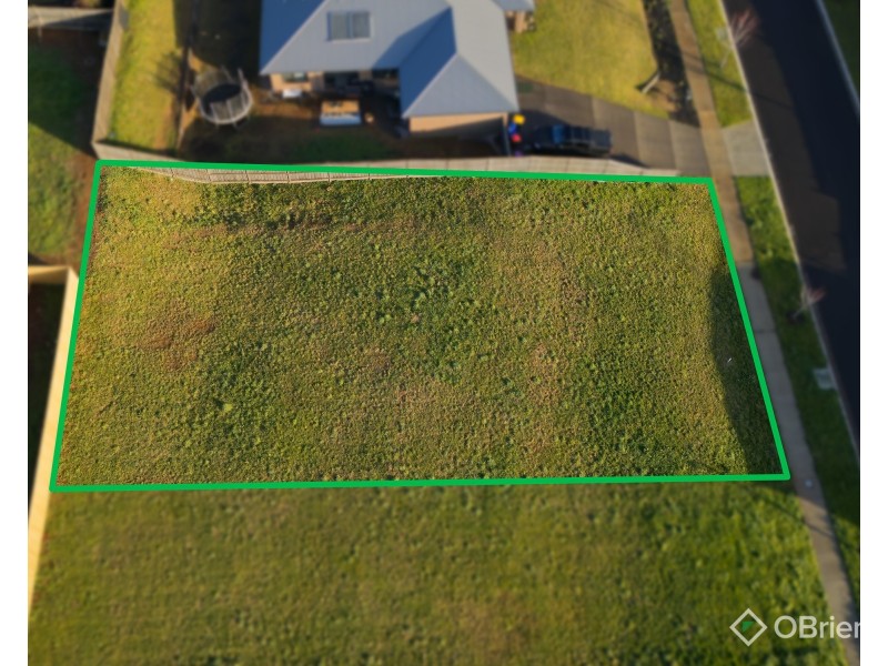 6 Evecta Street, Drouin VIC 3818