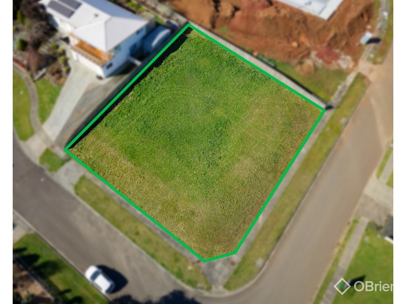 8 Peters Way, Neerim South VIC 3831