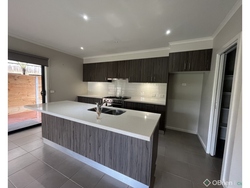 9 Huntingfield Court, Warragul VIC 3820