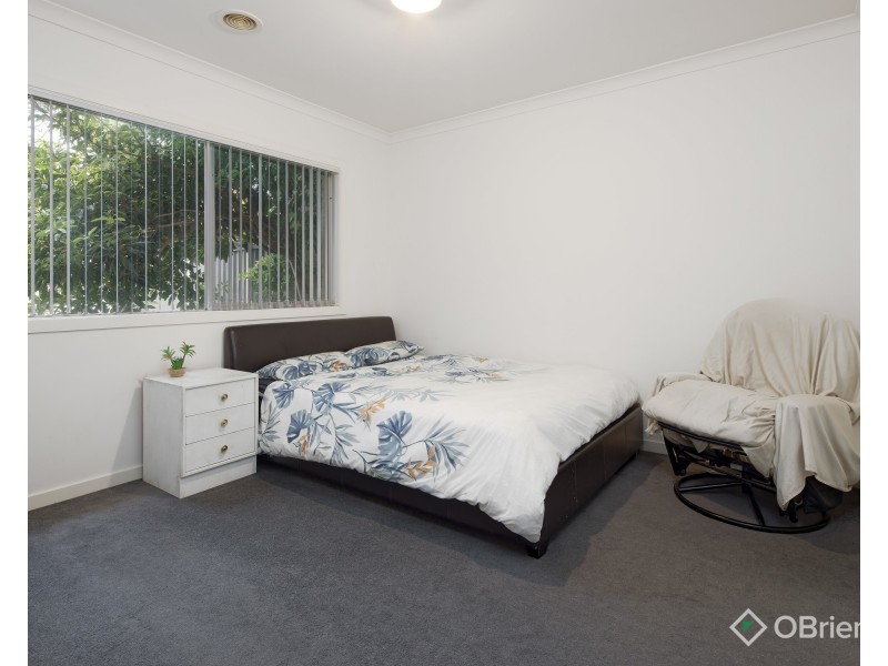 2/275a Princes Way, Drouin VIC 3818