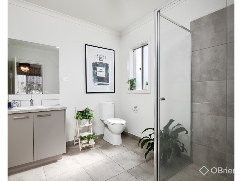 14 Diamond Street, Drouin VIC 3818